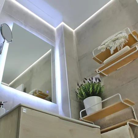 Amazing Sea View Apartment *