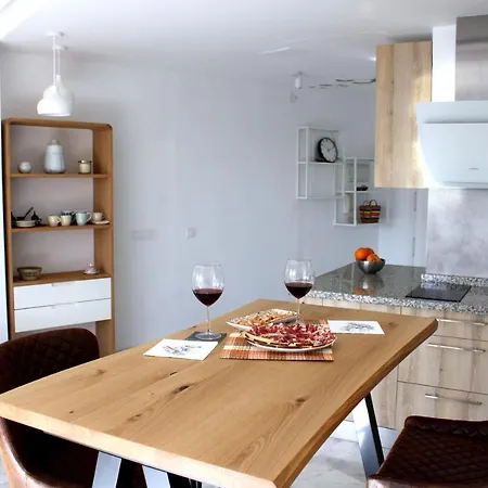 Amazing Sea View Апартаменты *